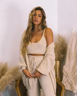 Rylin Pocketed Knit Cardigan - Oat - FINAL SALE 14 Rylin Pocketed Knit Cardigan - Oat - FINAL SALE -clothes Sales 0L4A7559 b81bc4df 0fac 4d0b 828c 8220626142b9