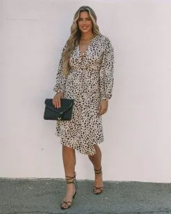 Arshan Printed Twist Front Midi Dress - FINAL SALE -clothes Sales 0L4A7915 ff74298c 07a6 42bf 9675 89516df51f42