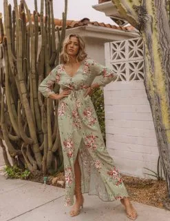 Kavita Floral Maxi Dress - LAST CHANCE 18 Kavita Floral Maxi Dress - LAST CHANCE -clothes Sales 14.11 3a1c231c e779 4fd8 8090 fdbe715e7812