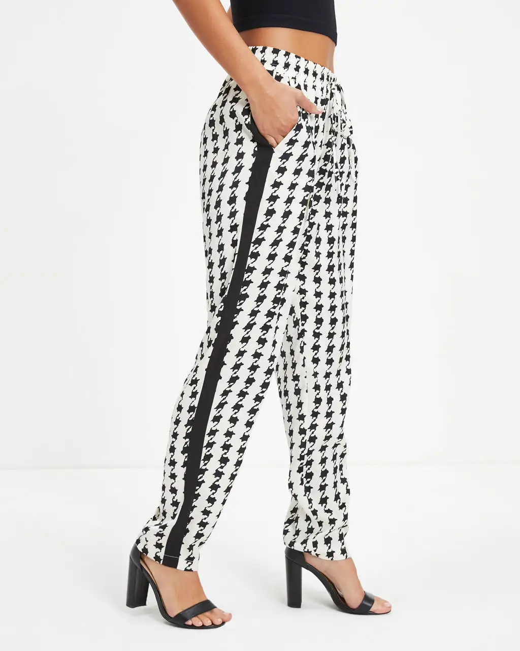 SEE -001 All The Buzz Pocketed Houndstooth Pants - FINAL SALE 1 SEE -001 All The Buzz Pocketed Houndstooth Pants - FINAL SALE