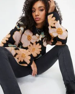 Arlow Floral Knit Pullover Sweater - FINAL SALE