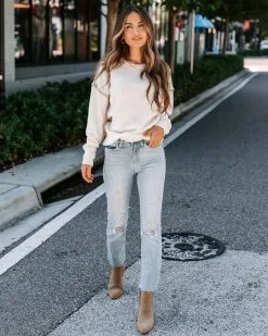 GILL-001 Here For It Knit Pullover Sweater - Cream - FINAL SALE -clothes Sales EM4A4973 02a1156c da72 45e2 966b af8ce1f709b3