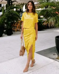 ON T-001 Flourishing Dreams Floral Sequin Midi Skirt - Yellow - SALE -clothes Sales EM4A5237 58fd3466 034e 457d af32 69bb8a36e685