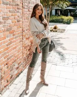 Kasey Collared Knit Sweater - Natural - FINAL SALE -clothes Sales EM4A5783