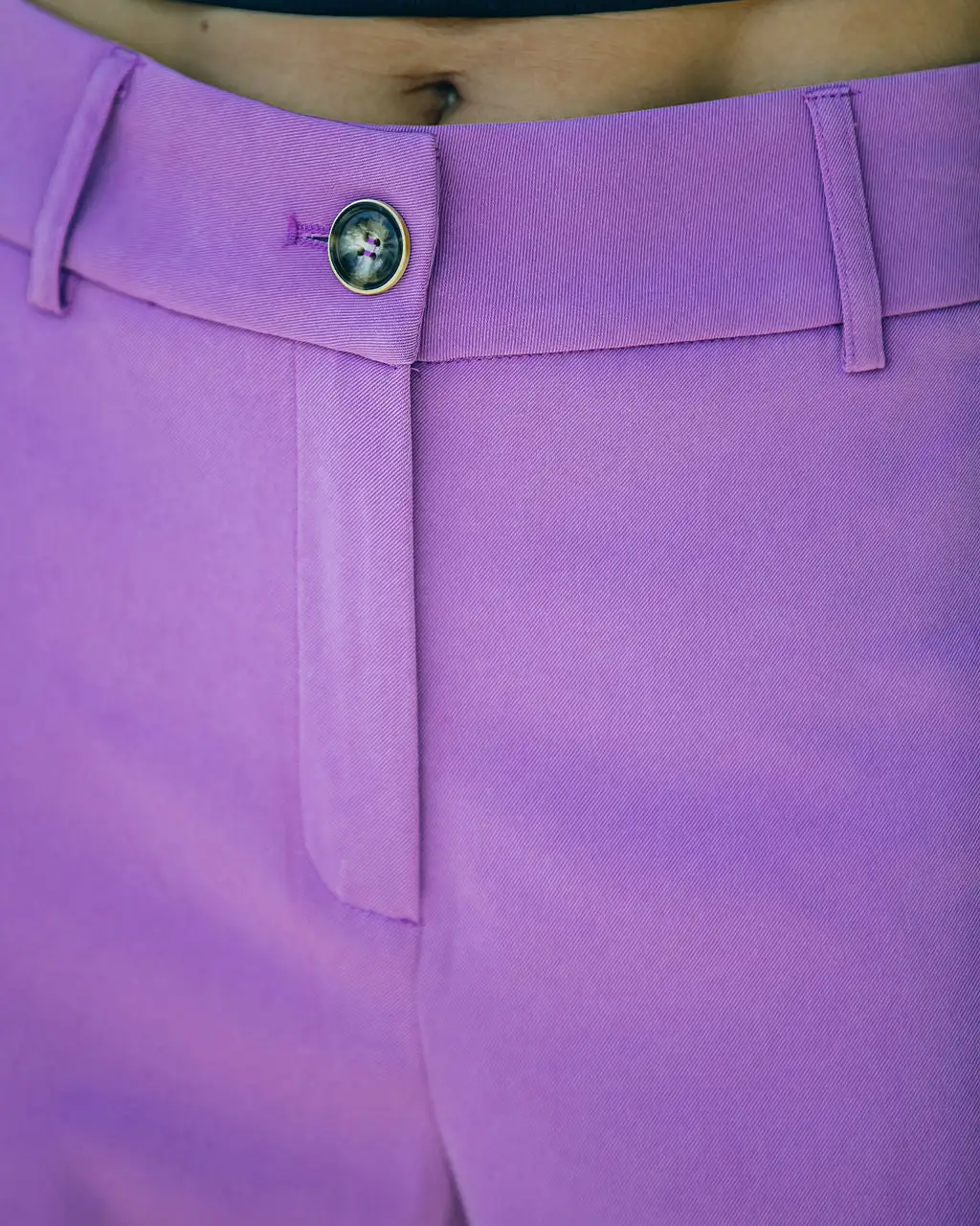 Long Shot Pocketed High Rise Trousers - Lilac - LAST CHANCE 4 Long Shot Pocketed High Rise Trousers - Lilac - LAST CHANCE - Image 4
