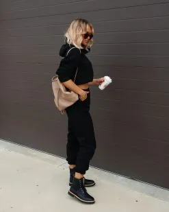 MOD -001 Smile Like You Mean It Pocketed Jogger Pants - Black - FINAL SALE -clothes Sales Facetune 02 11 2022 20 14 41 d028018a a749 4628 940c 27a9101e5cdc