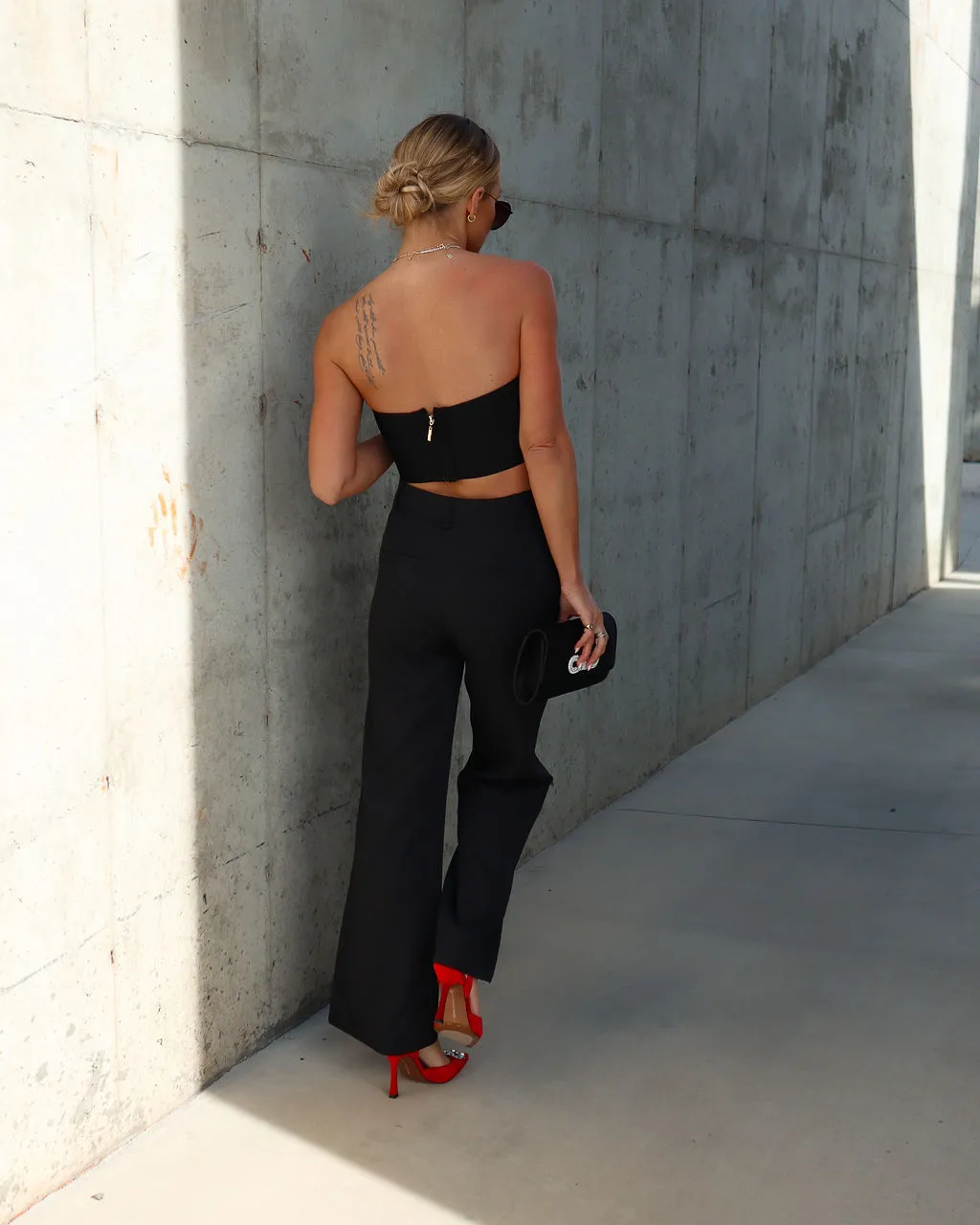 ON T-001 Strike A Pose Pocketed Wide Leg Pants - Black - FINAL SALE 4 ON T-001 Strike A Pose Pocketed Wide Leg Pants - Black - FINAL SALE - Image 4