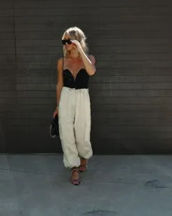 BLUE-001 Amorette Split Neck Bodysuit - Black -clothes Sales IMG 3690 12224545 8032 43ed a569 4db275dcfe70