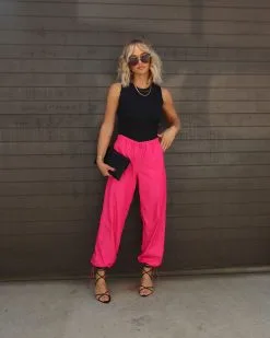 BLUE-001 Anything But Basic Ribbed Lettuce Hem Bodysuit - Black -clothes Sales IMG 5275 6c1255b4 b390 44aa a67d 097031624ea8