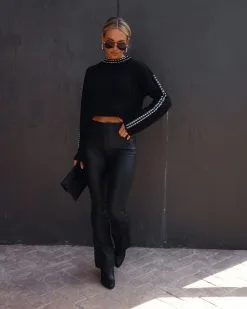 Envy Knit Exposed Stitching Sweater - Black/White - SALE -clothes Sales IMG 7706 1c9dd9b9 9503 4220 81b6 cd6d7966a10e