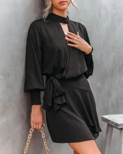 Lindy Drape Keyhole Dress - Black - FINAL SALE -clothes Sales LINDYDRAPEKEYHOLEDRESSBLACK224