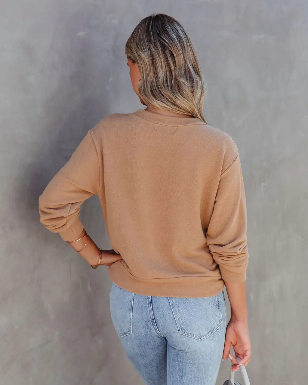 Newport Lightweight Pullover - FINAL SALE 2 Newport Lightweight Pullover - FINAL SALE - Image 2