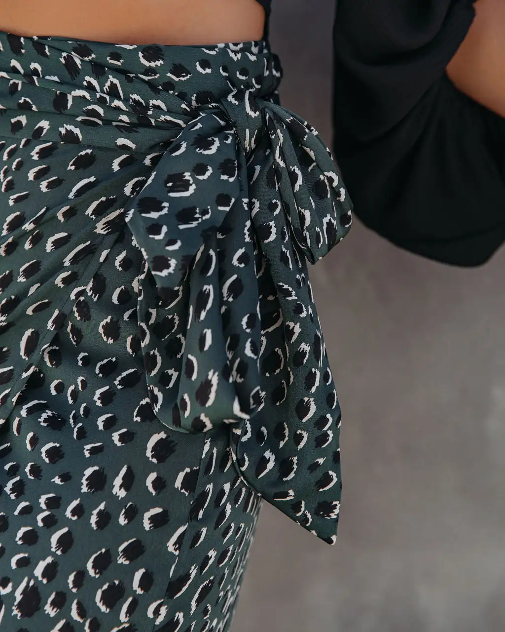 TYCH-001 Paniz Printed Wrap Midi Skirt - FINAL SALE 4 TYCH-001 Paniz Printed Wrap Midi Skirt - FINAL SALE - Image 4