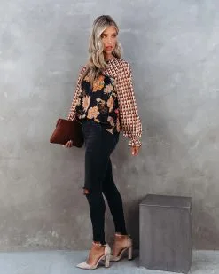 Work Of Art Printed Satin Blouse - Black Multi - FINAL SALE -clothes Sales WorkOfArtPrintedSatinBlouseBlackMulti20