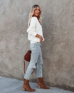 Arwen V-Neck Knit Sweater - Off White - FINAL SALE -clothes Sales arwenvneckknitsweateroffwhite12