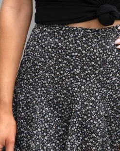 DRES-001 Flynn Rylie Floral Ruffle Mini Skort - LAST CHANCE -clothes Sales flynnryliefloralruffleminiskort90