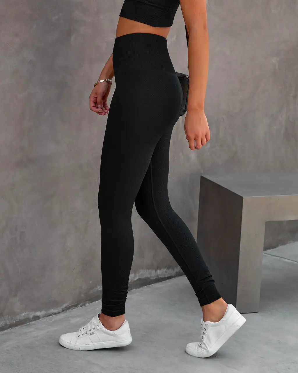 SPAN-001 Spanx - Seamless Sculpt Chevron Ribbed Leggings - FINAL SALE 1 SPAN-001 Spanx - Seamless Sculpt Chevron Ribbed Leggings - FINAL SALE