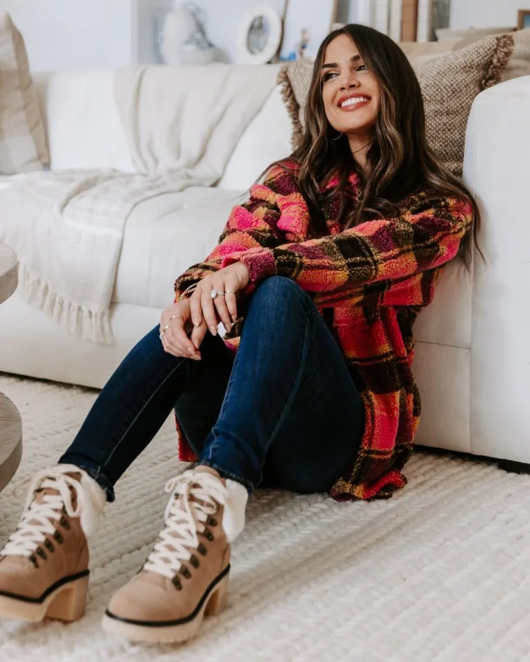 Perfect Day Pocketed Plaid Teddy Jacket - LAST CHANCE 3 Perfect Day Pocketed Plaid Teddy Jacket - LAST CHANCE - Image 3