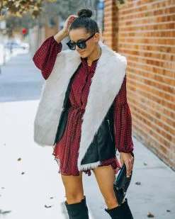 Mammoth Pocketed Faux Fur Lined Vest - Black - FINAL SALE -clothes Sales FO6C5431