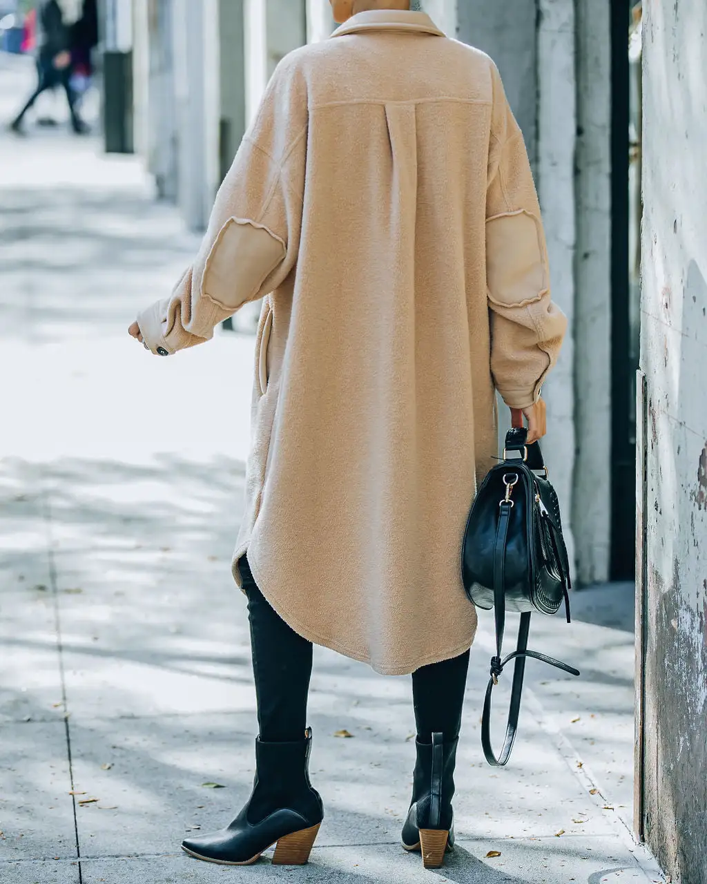 Alayjah Pocketed Longline Fleece Shacket - Biscotti - LAST CHANCE 2 Alayjah Pocketed Longline Fleece Shacket - Biscotti - LAST CHANCE - Image 2