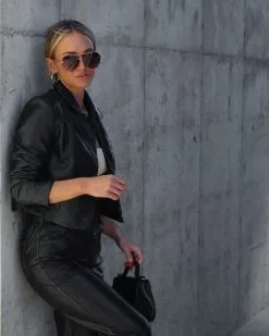 Soho Glam Faux Leather Blazer - Black - FINAL SALE -clothes Sales Facetune 21 12 2022 07 20 39