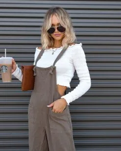 Everything Nice Cotton Pocketed Jumpsuit - Dark Olive - FINAL SALE 15 Everything Nice Cotton Pocketed Jumpsuit - Dark Olive - FINAL SALE -clothes Sales IMG 6700 72bf2040 0925 4b18 89dd 626de95fdda1