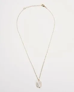 Vintage Pearl Necklace - Gold