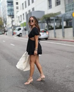 Bonita Puff Sleeve Cutout Romper - Black -clothes Sales PhotoApr18 83319AM