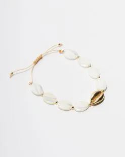 Shell Charm Adjustable Bracelet