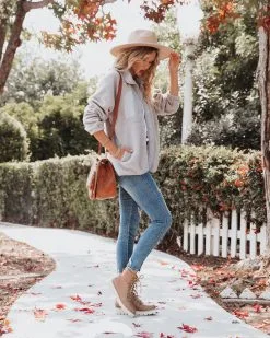 Cabin Pocketed Fleece Jacket - Grey - FINAL SALE 15 Cabin Pocketed Fleece Jacket - Grey - FINAL SALE -clothes Sales cabinpocketedfleecejacketgrey17