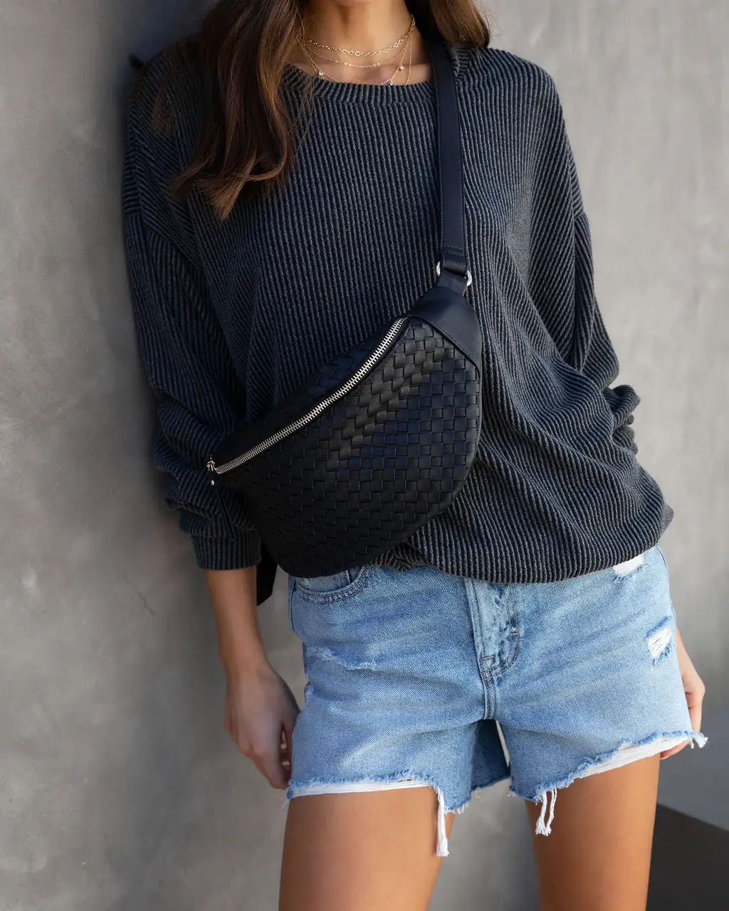 Theos Belt Bag - Black - SALE 2 Theos Belt Bag - Black - SALE - Image 2